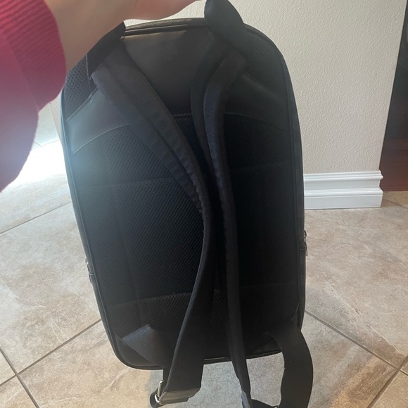 Original Louis Vuitton Damier Graphite Michael Backpack. receipt and dust bag. - Picture 8 of 11